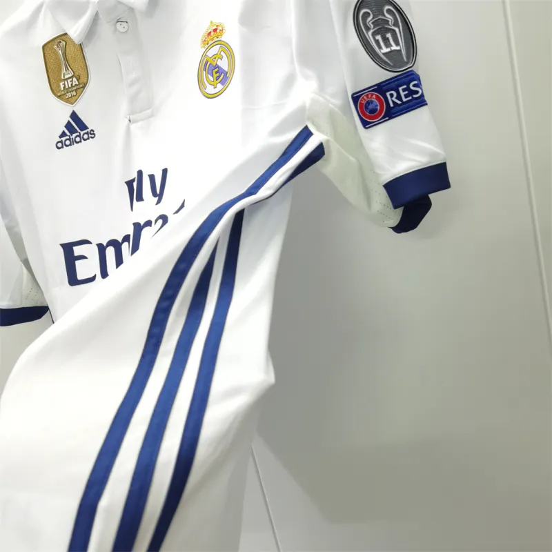 Ronaldo #7 Real Madrid Retro Jersey Home Soccer Shirt 2016/17