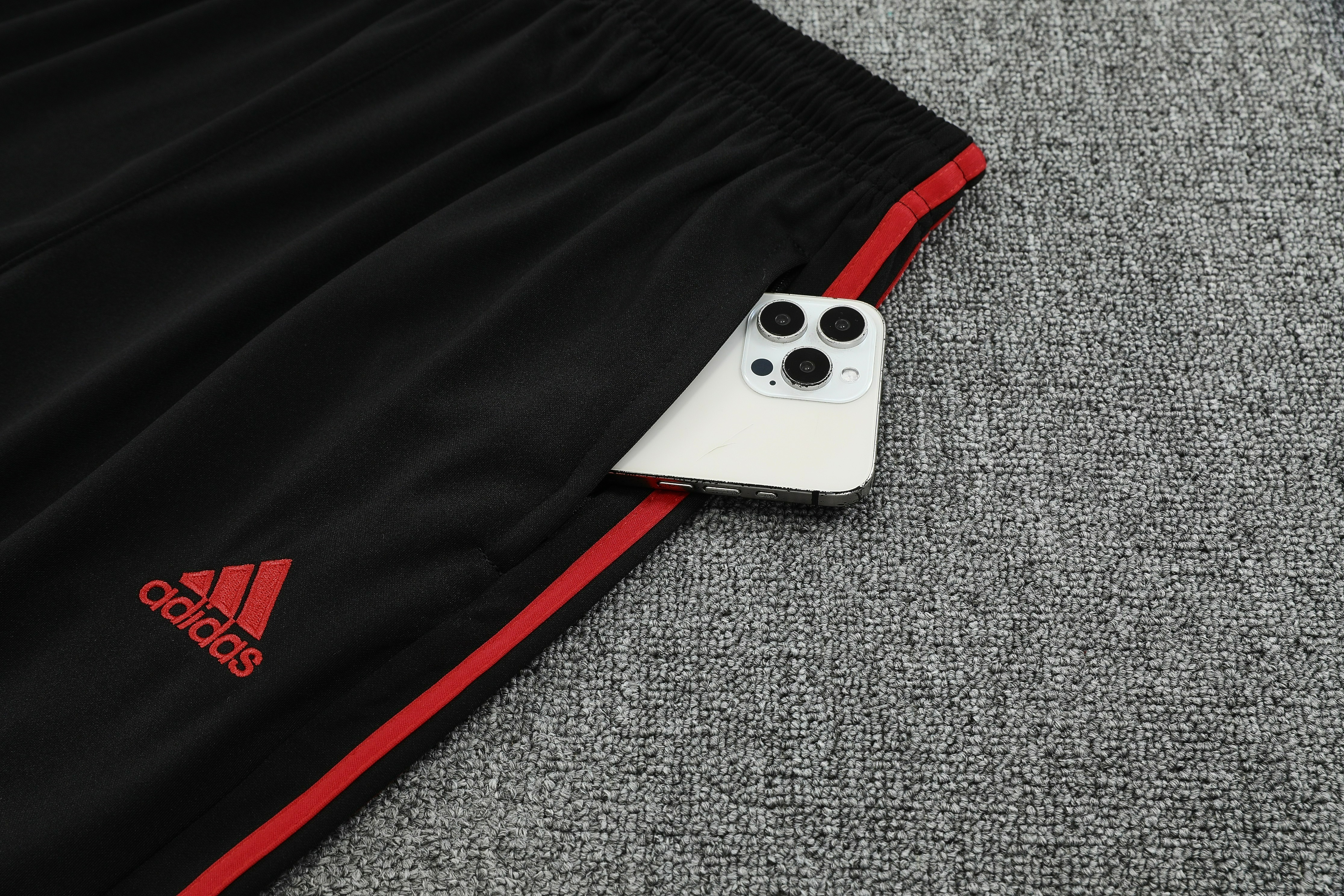 Bayern Munich UPB Training Kit (Sweatshirt+Pants) White 2025/26