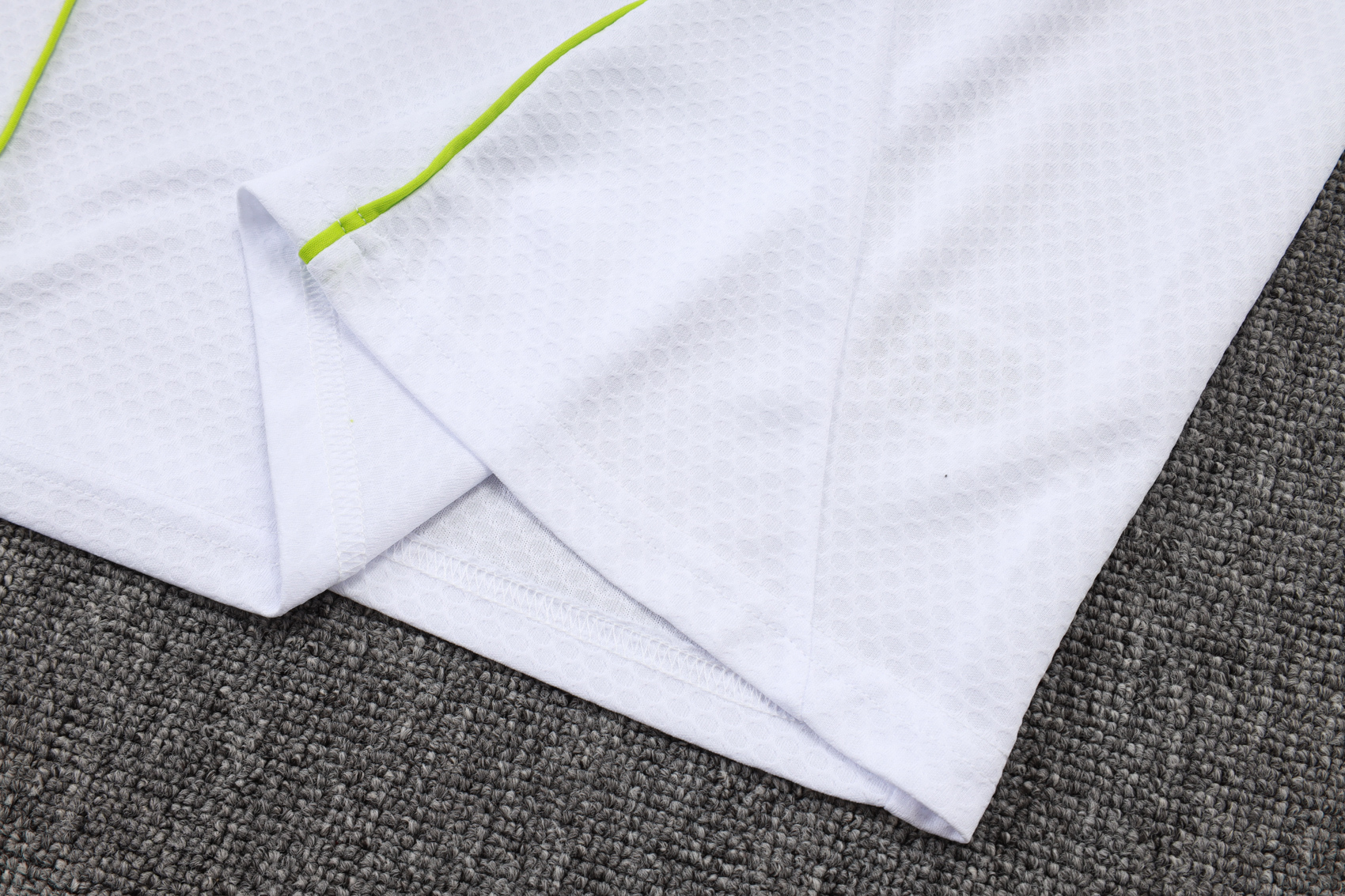 Real Madrid UBP Training Jersey Kit White 2025/26