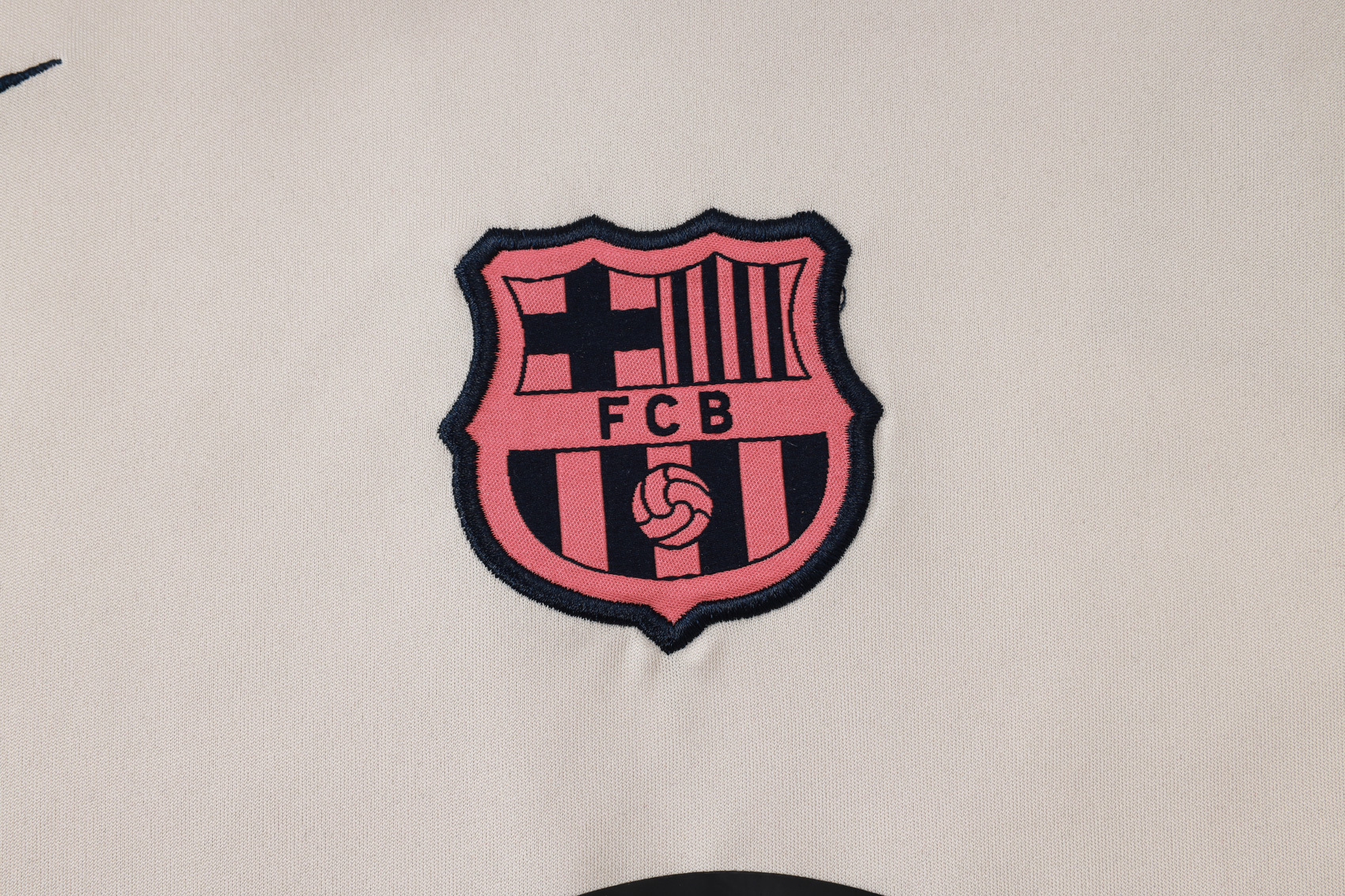 Barcelona Sleeveless Training Kit Beige 2025/26