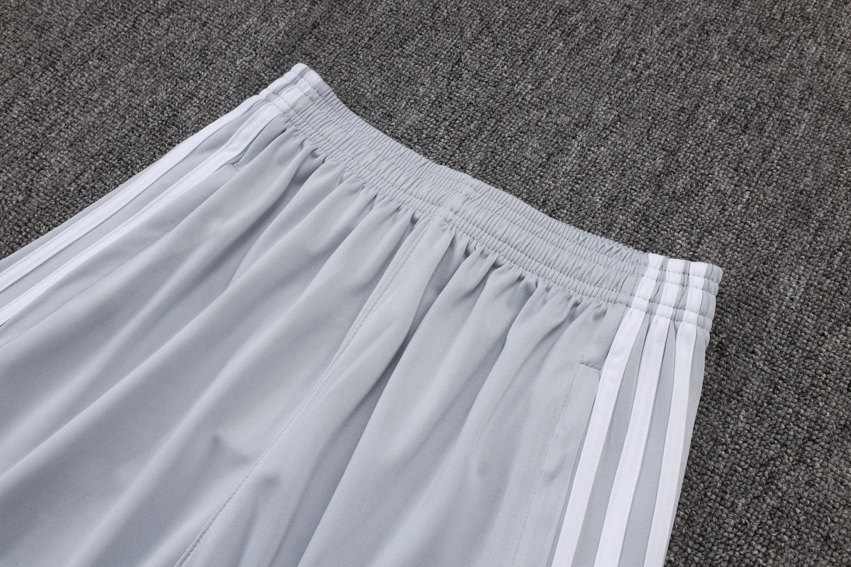 Real Madrid Training Jersey Kit Gray 2025/26