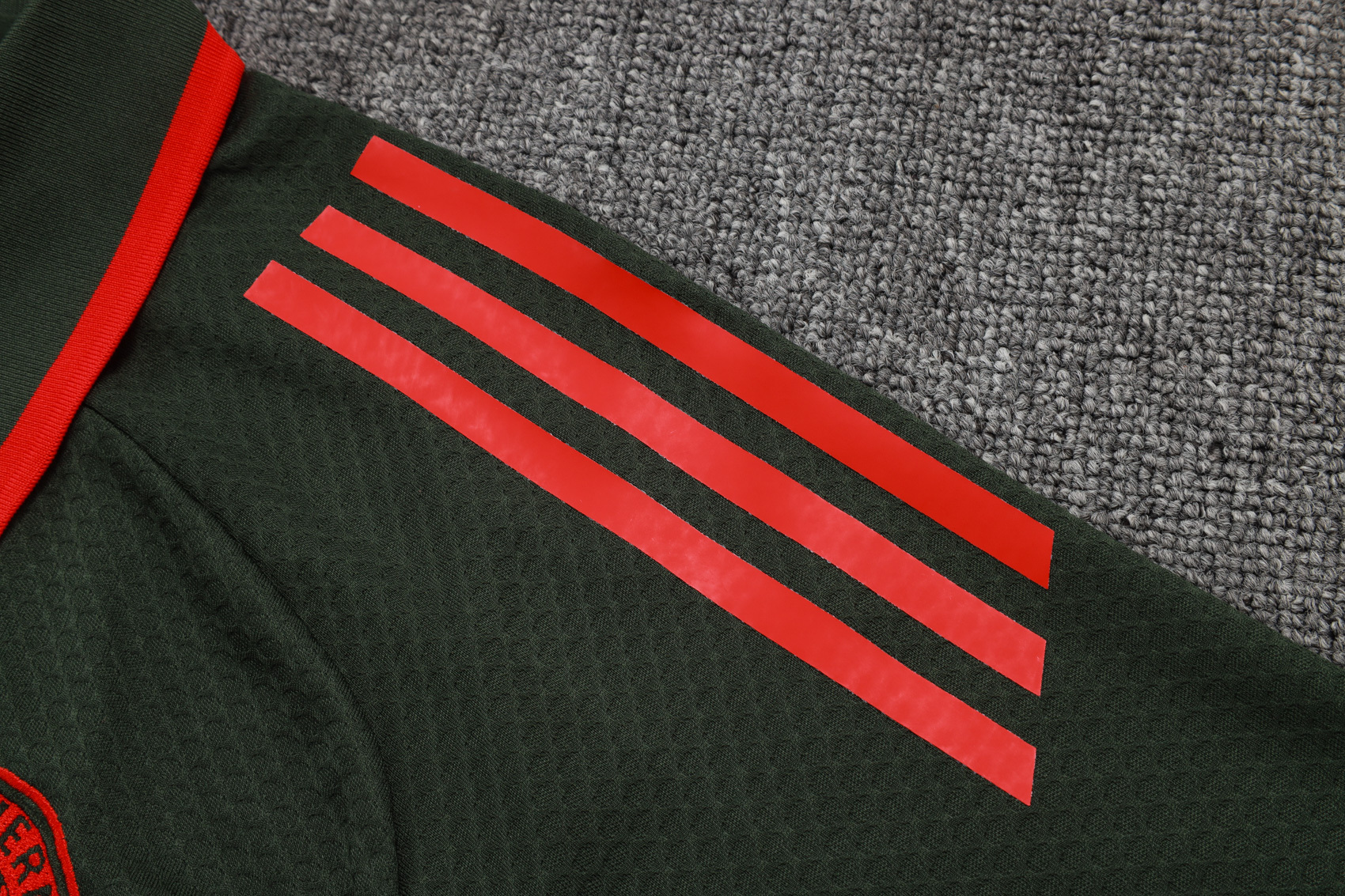 Bayern Munich Training Kit (Polo+Pants) Deep Green 2025/26