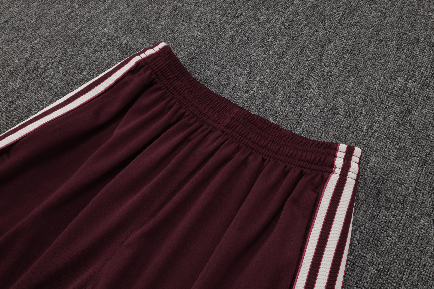 Bayern Munich Training Kit (Sweatshirt+Pants) Red 2025/26