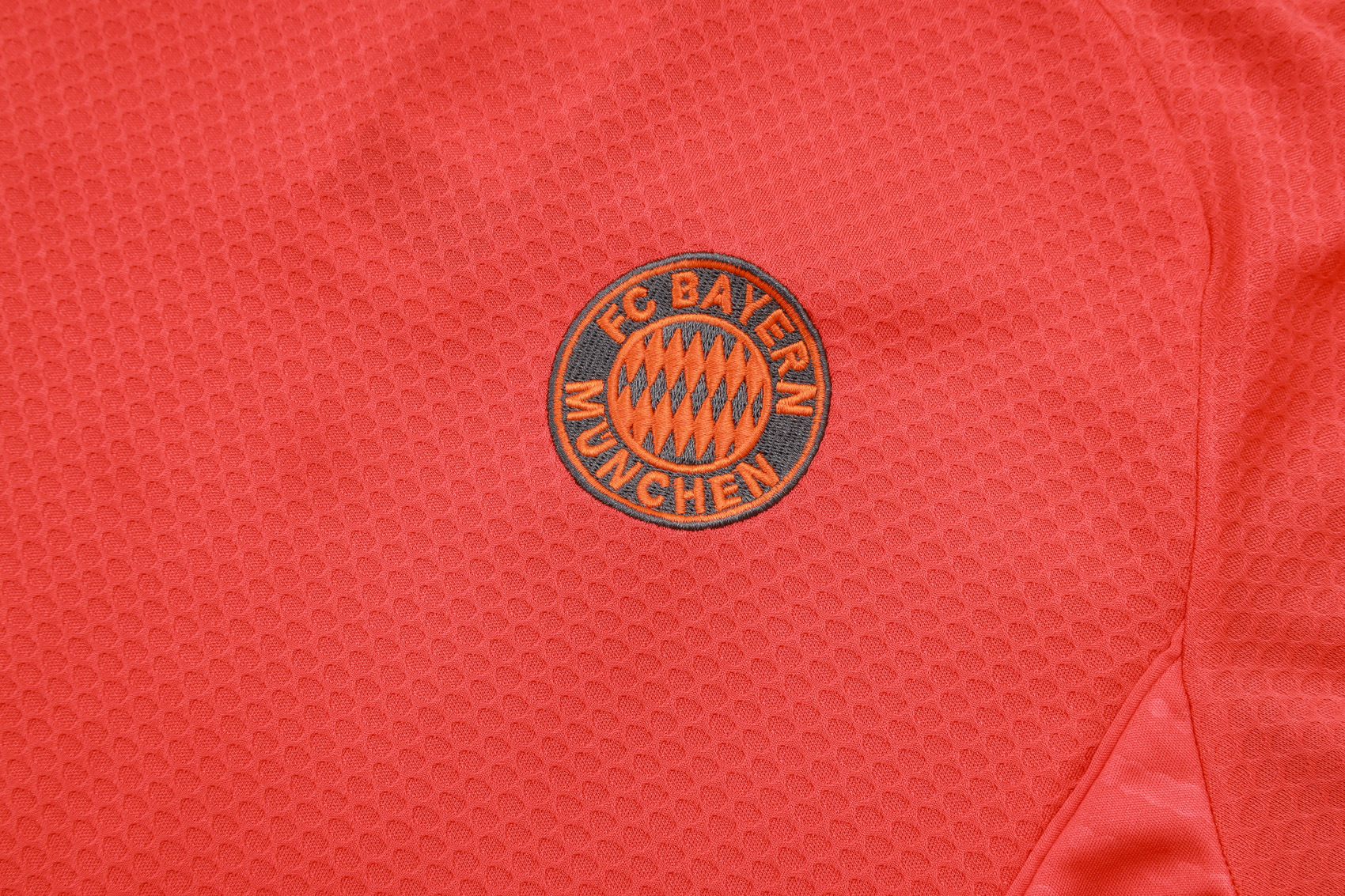 Bayern Munich Training Jersey Kit Orange 2025/26