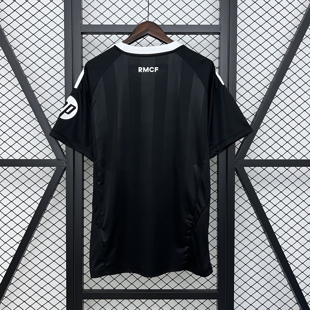 Real Madrid Football Jersey Black Goalkeeper Custom Shirt 2025/26