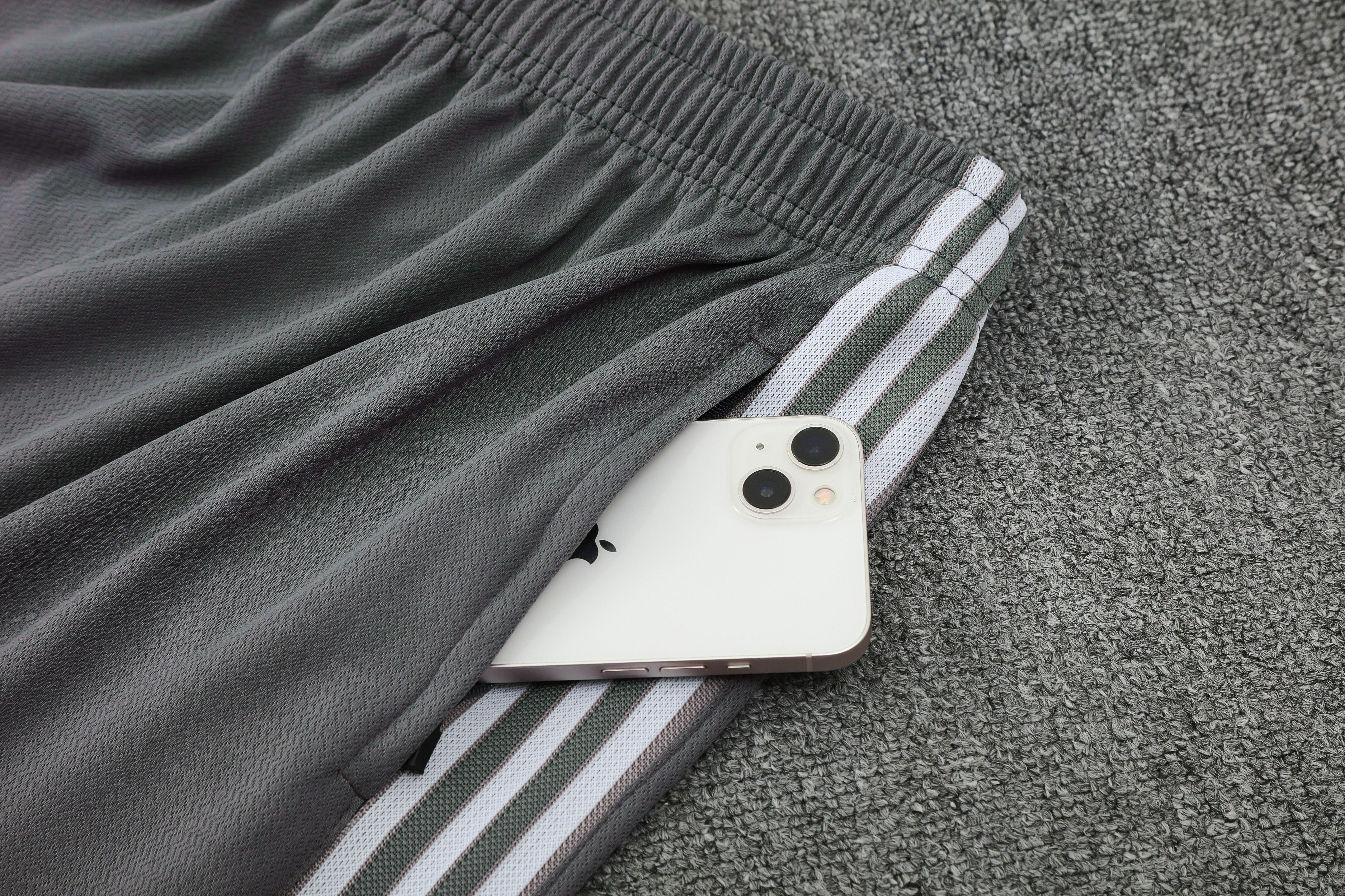 Real Madrid Training Jersey Kit Gray 2025/26