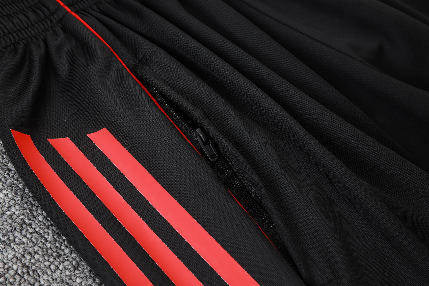 Bayern Munich Training Jersey Kit Black 2025/26