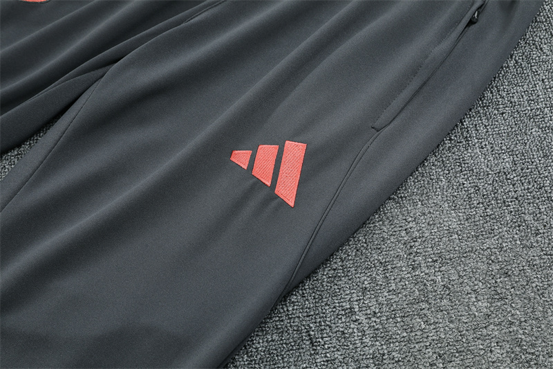 Bayern Munich Training Kit (Sweatshirt+Pants) Orange 2025/26