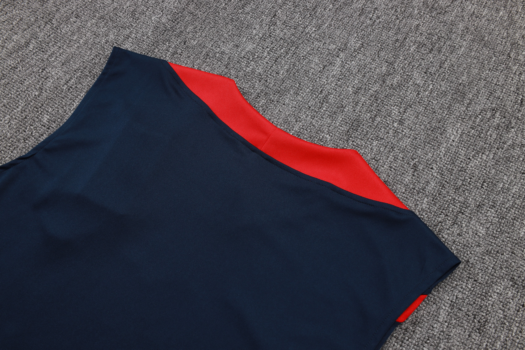 PSG Sleeveless Training Kit Blue 2025/26