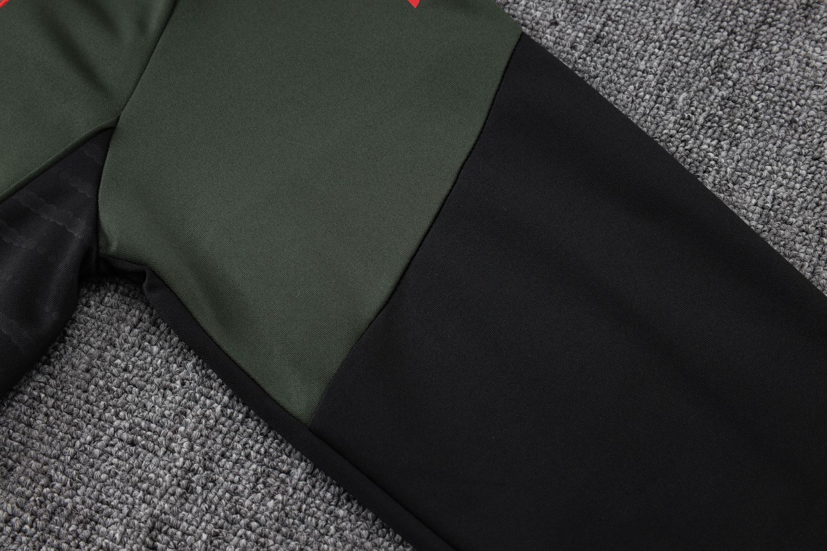Bayern Munich Training Kit (Sweatshirt+Pants) Deep Green 2025/26