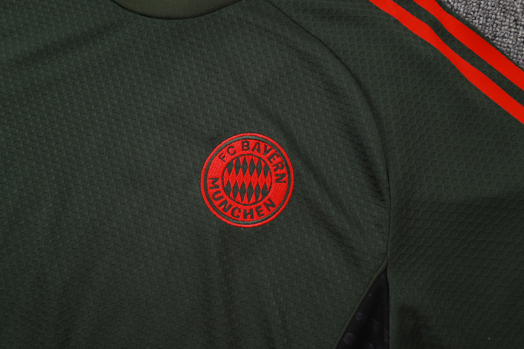 Bayern Munich Training Jersey Kit Green 2025/26