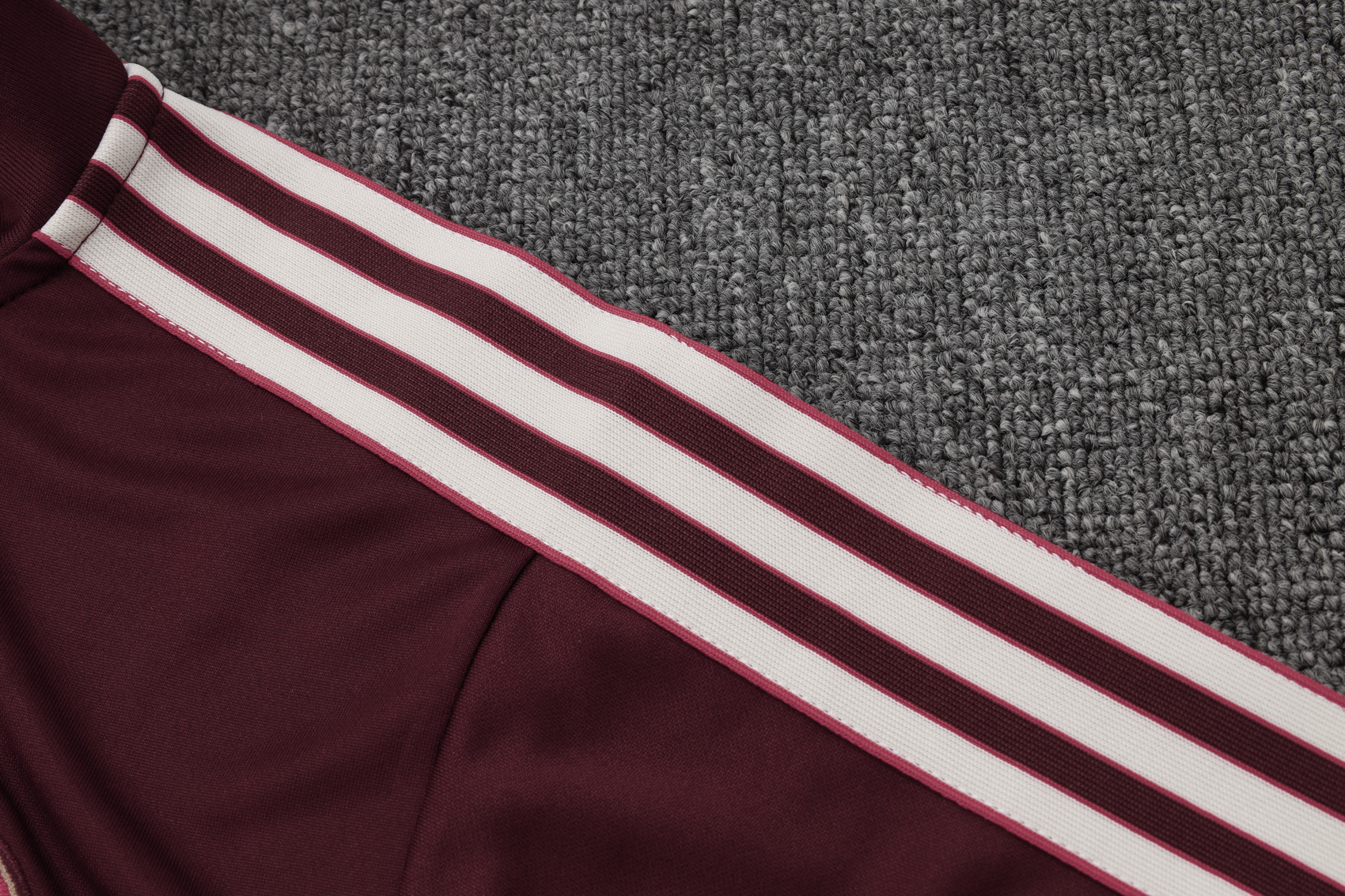 Bayern Munich Training Kit (Sweatshirt+Pants) Red 2025/26