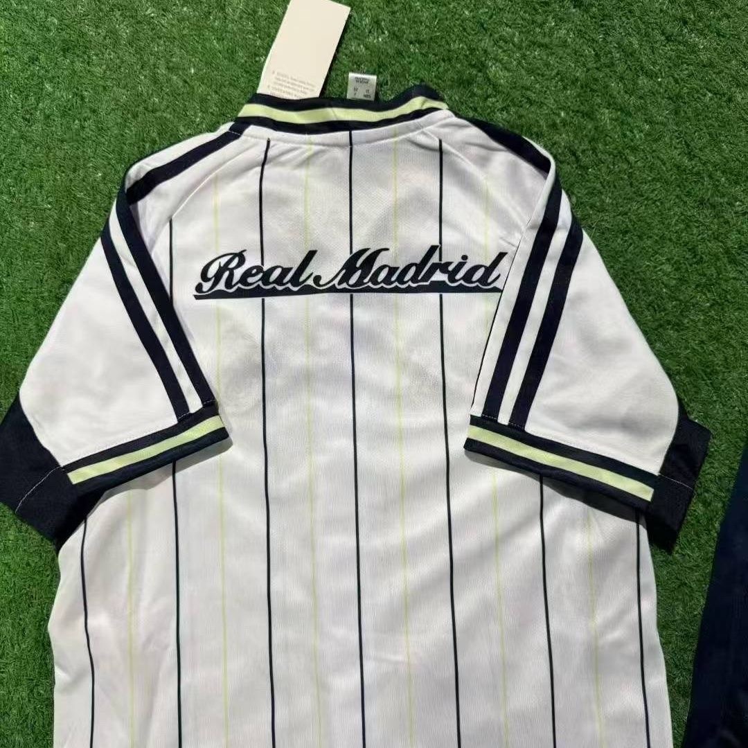 Real Madrid US Pack Kids Kit Jersey+Shorts 2025/26