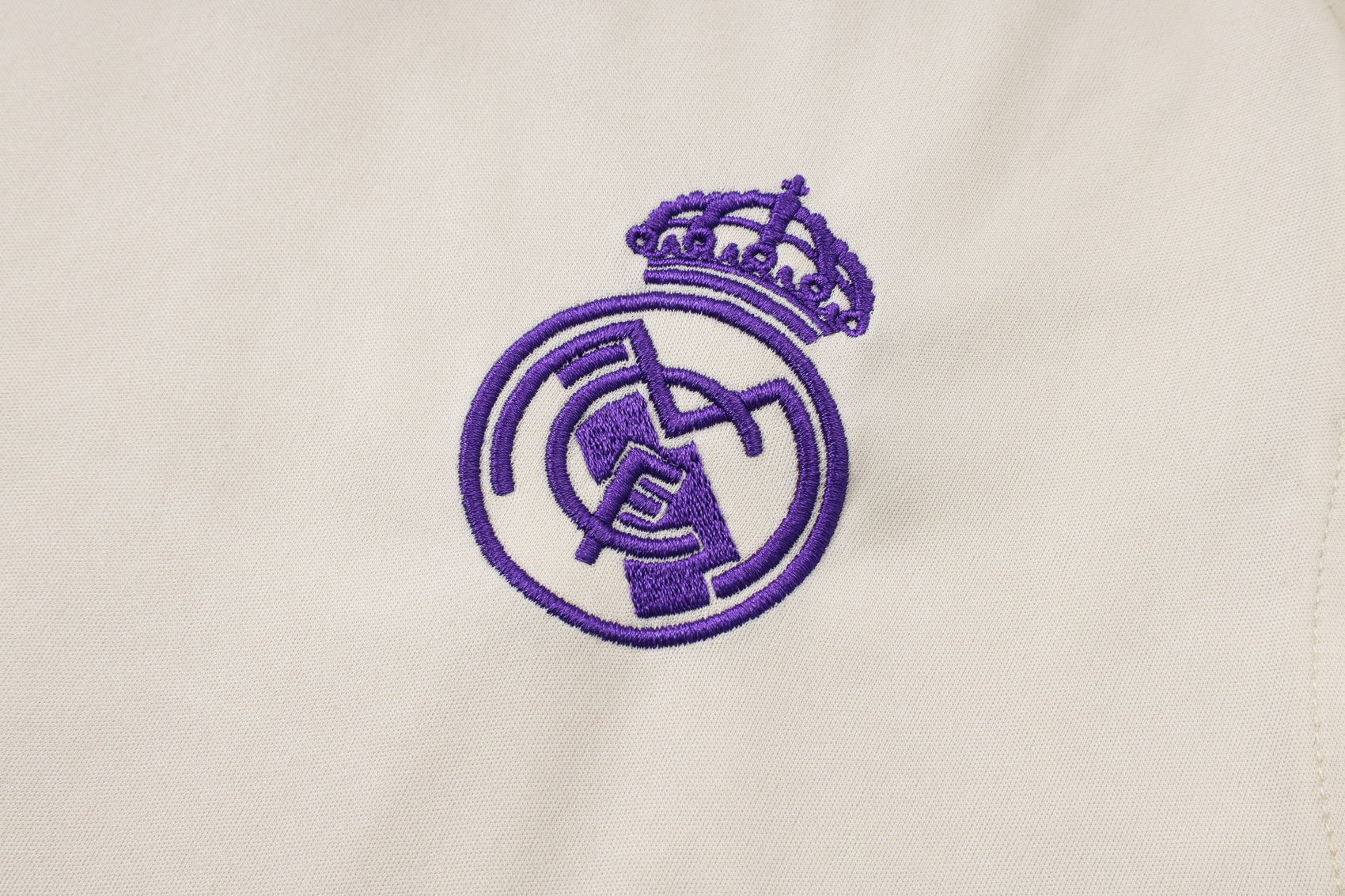 Real Madrid Sleeveless Training Kit White 2025/26