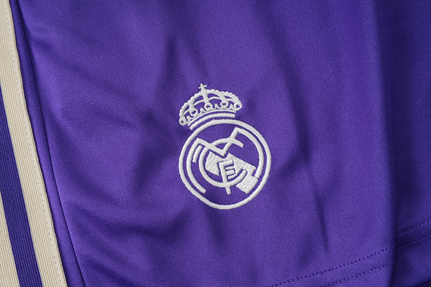Real Madrid Training Jersey Kit Apricot 2025/26