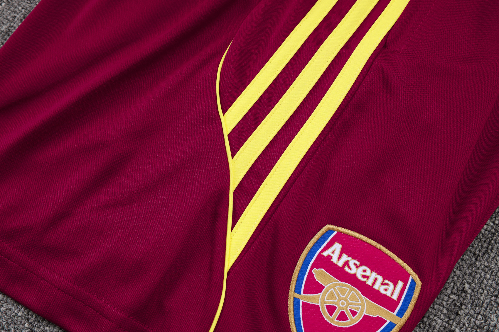 Arsenal Sleeveless Training Kit Red 2025/26