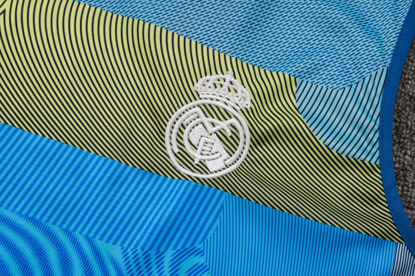 Real Madrid Sleeveless Training Kit Green 2025/26