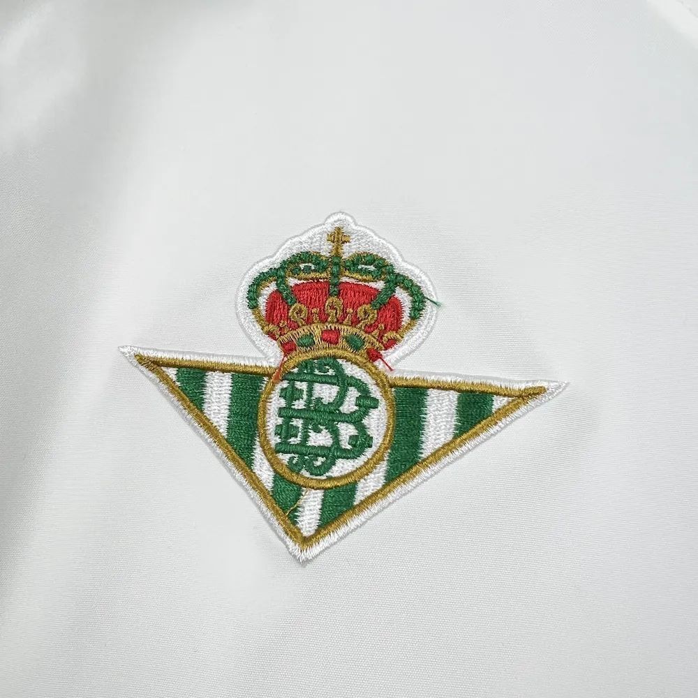 Real Betis Retro Windbreaker Jacket Green 2025/26