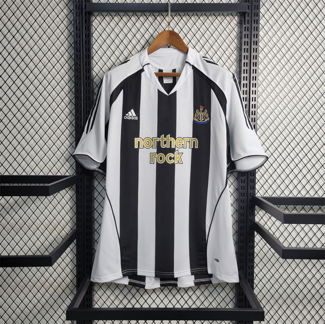 Newcastle United 04-06 home Retro Jersey