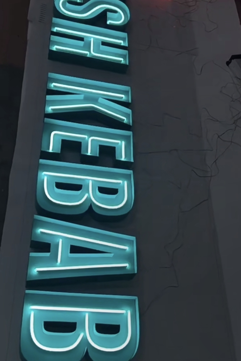 American-style neon signs- Neon Sign Maker & Personalized Signs