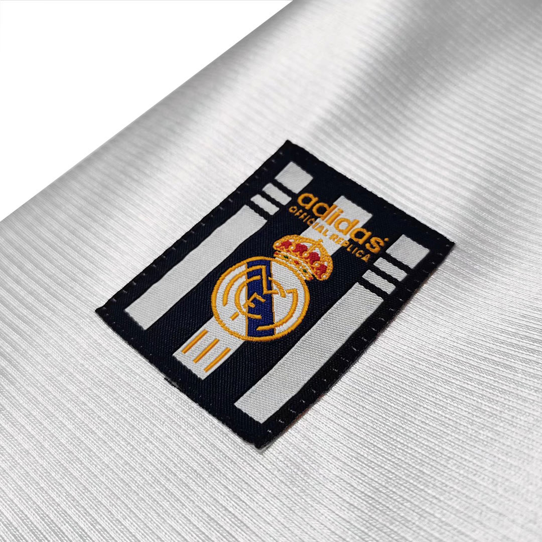 Vintage Soccer Jersey RAUL #7 Real Madrid Home 1999/00