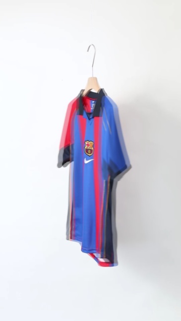 Vintage Soccer Jersey Barcelona Home 2001/02