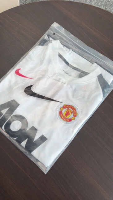 Retro Soccer Jersey Manchester United Away 2010/11
