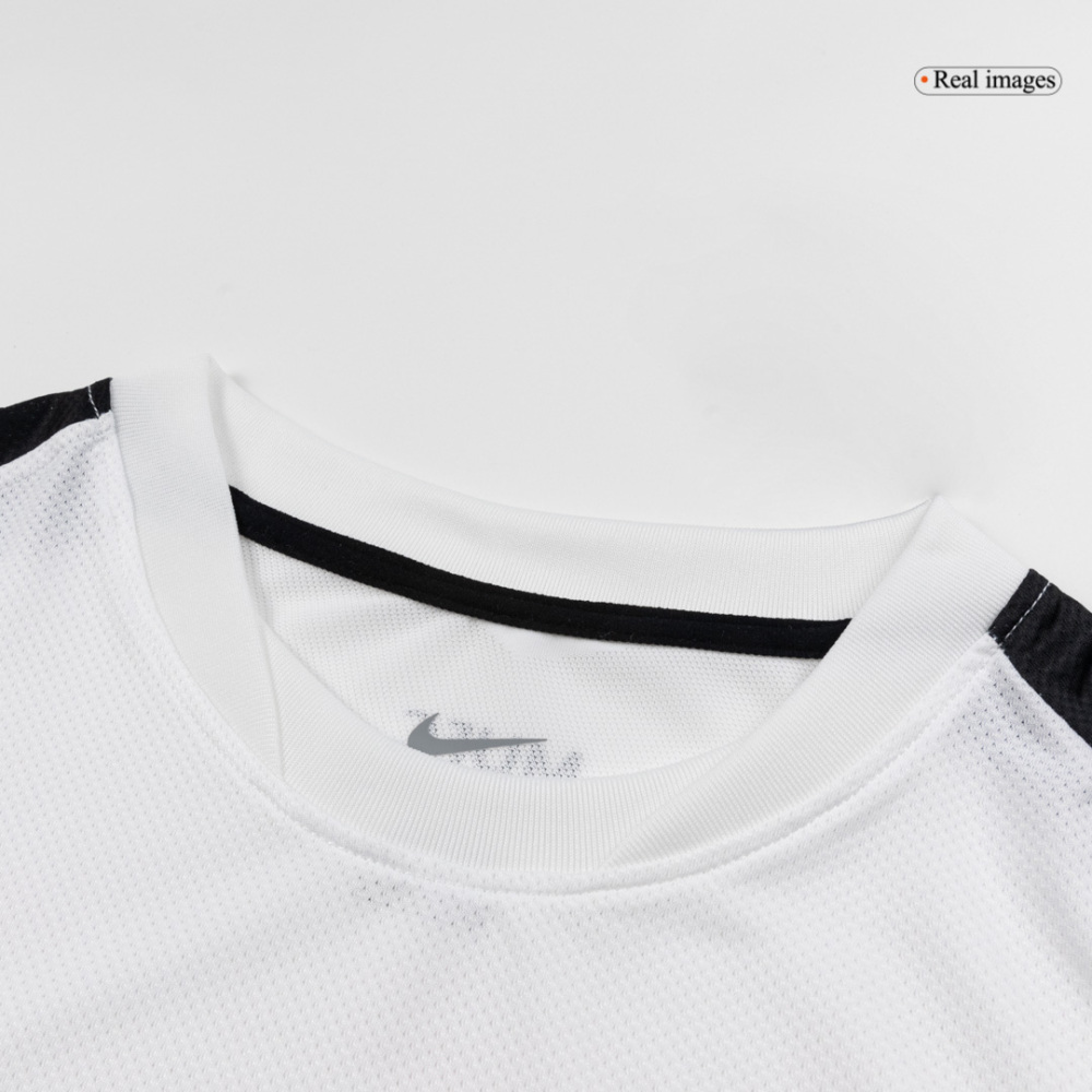 Retro Soccer Jersey Manchester United Away 2010/11