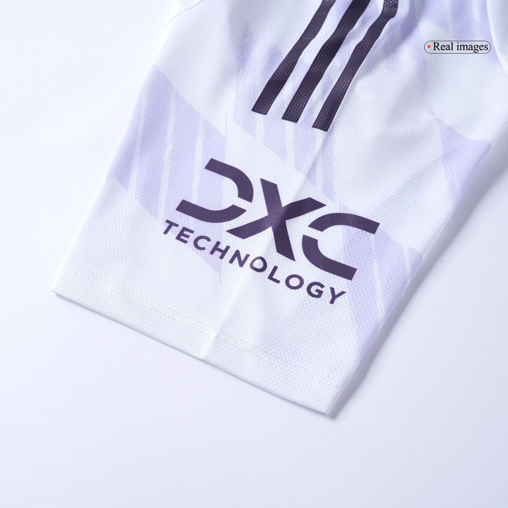 B.FERNANDES #8 Manchester United Away Authentic Soccer Jersey 2025/26