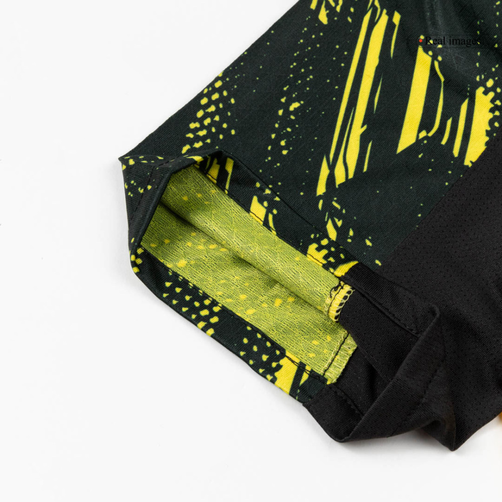 Borussia Dortmund Home Player Version Jersey 2025/26