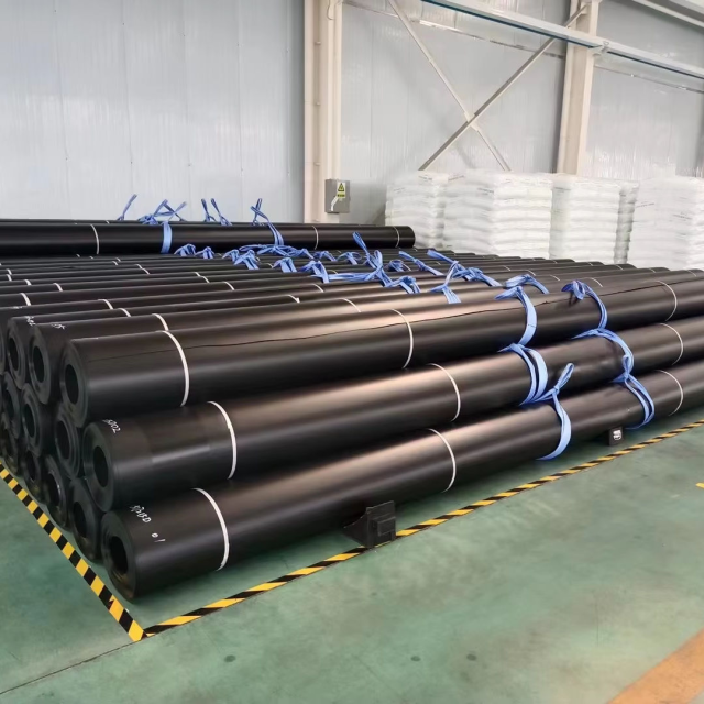 Geomembrane for Aquaculture: Waterproof Pond Liner for Fish and Shrimp Farming Protection