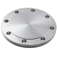 Qualitätsprüfung der RTJ-Blindflanschnutbearbeitung