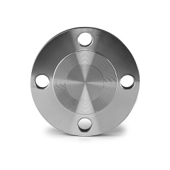 Prüfung der Konzentrizität der Bolzenlöcher für Blindflansche aus Kohlenstoffstahl