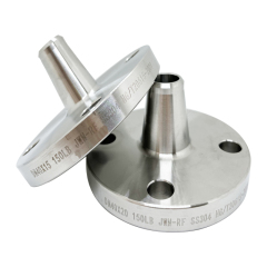 Фланец с рубашкой для парового нагрева, используемый в системах теплообменников.