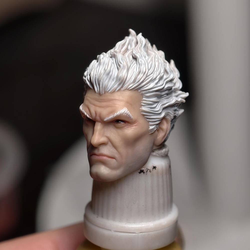 【Pre-order】1/12 Magneto Head Sculpt Painting Display