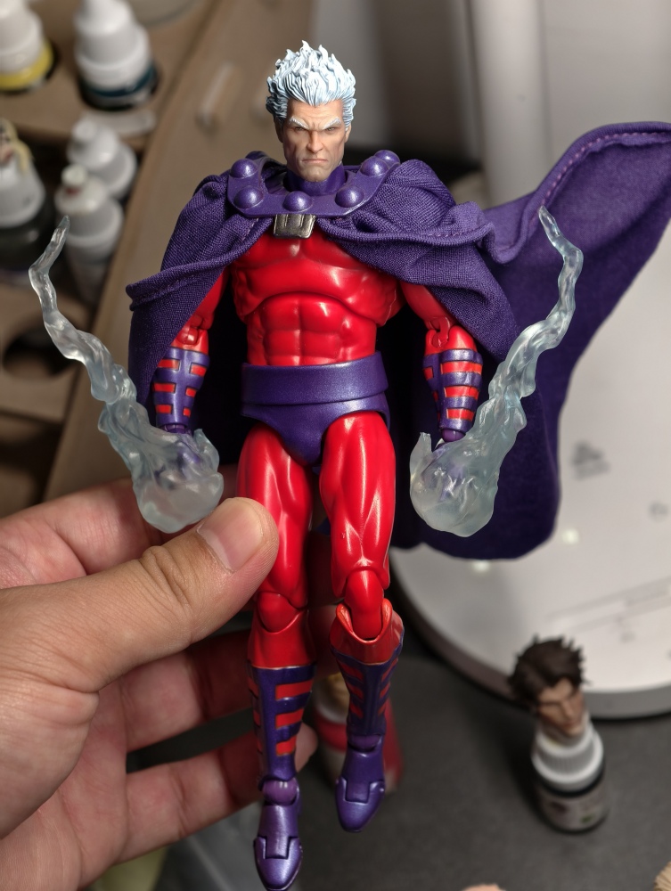 【Pre-order】1/12 Magneto Head Sculpt Painting Display
