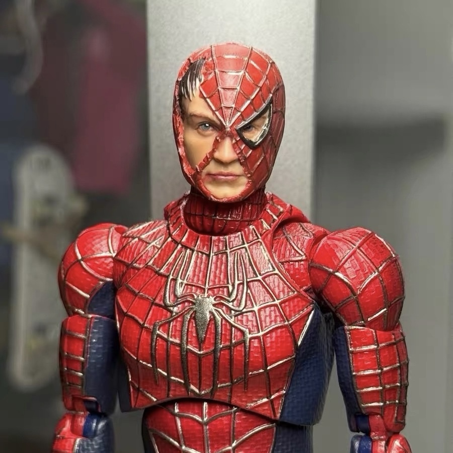 【Pre-order】1/12 Spider-Man Tobey Maguire Battle Damaged Head Sculpture