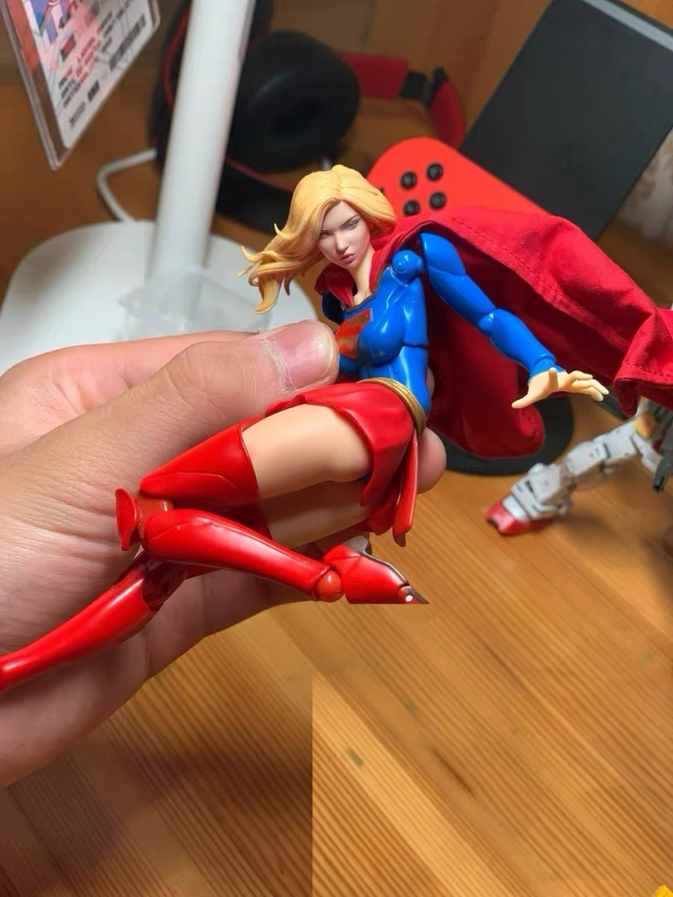 【Pre-order】1/12 Supergirl DC Head Sculpture