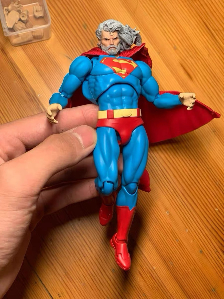【Pre-order】1/12 DC Superman with long hair and a beard Head Sculpture