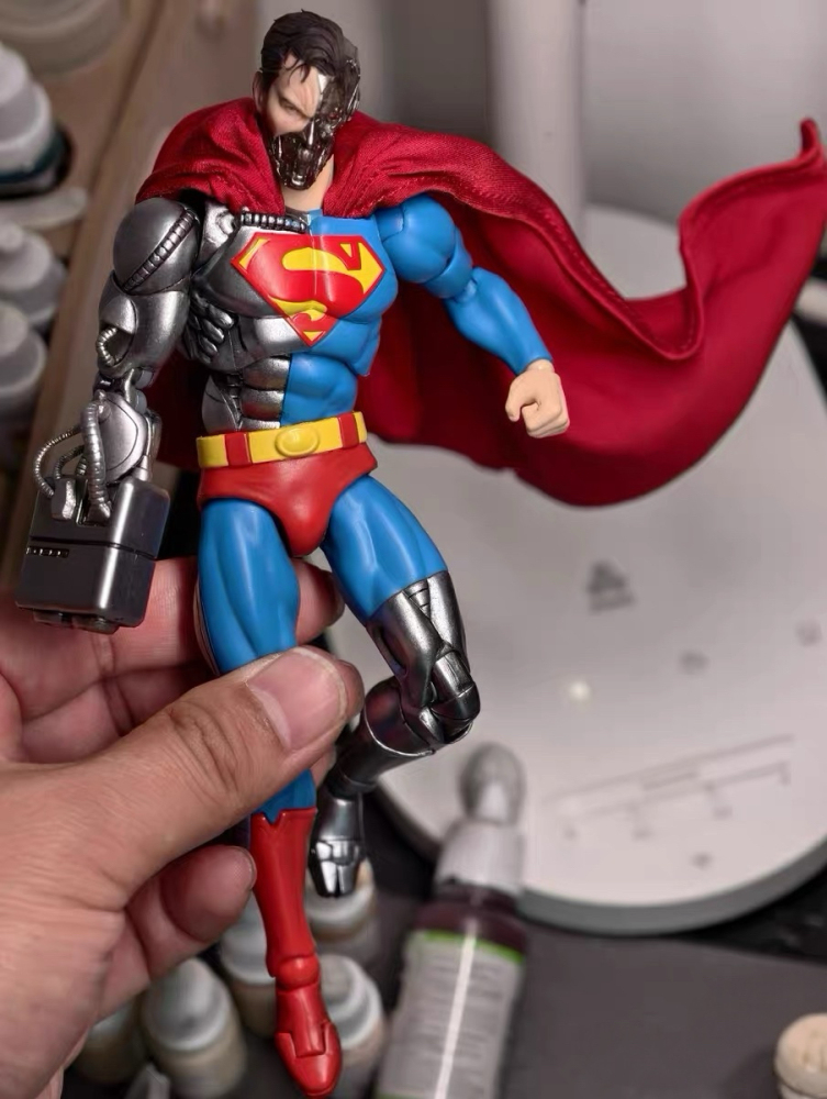 【Pre-order】1/12 DC Cyborg Superman-“Hank” Henshaw Head Sculpture