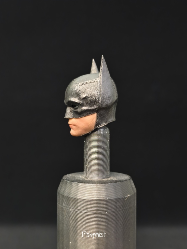 【Pre-order】1/12 Pattinson Batman Movable Eye Design Fit Mezco MacFarlane