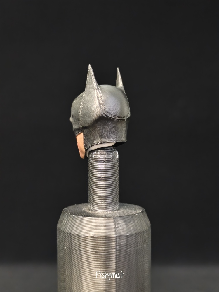 【Pre-order】1/12 Pattinson Batman Movable Eye Design Fit Mezco MacFarlane