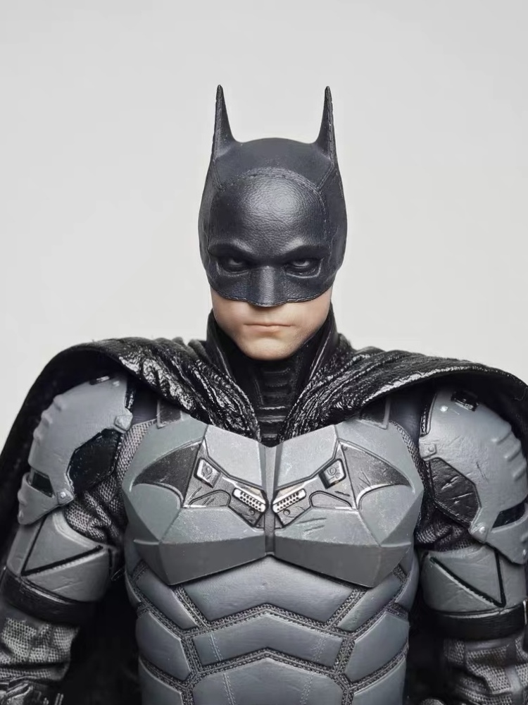 【Pre-order】1/12 Pattinson Batman Movable Eye Design Fit Mezco MacFarlane