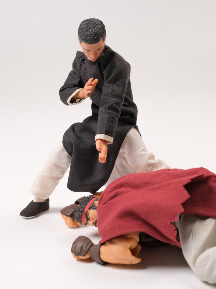 【Pre-order】1/12 RIVERTOYS-DA001 The Grandmaster Ip Man Action figure