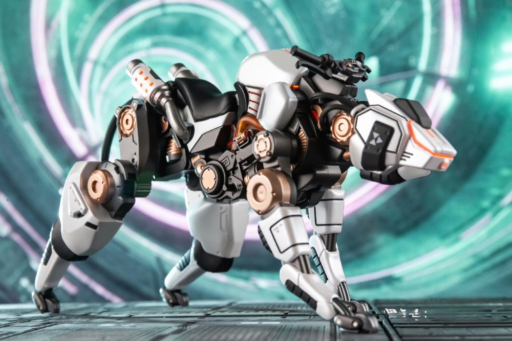 【Available】86Toys Cyber Mechanical Dog, Articulated, with LED Breathing Light