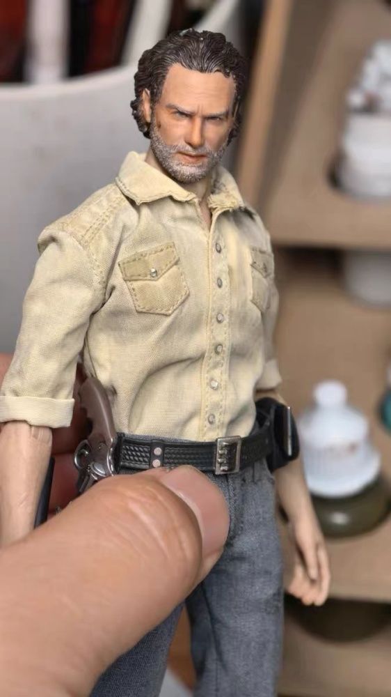【Pre-order】1/12 The Walking Dead - Rick Grimes (Battle Damaged Version) Head Sculpture