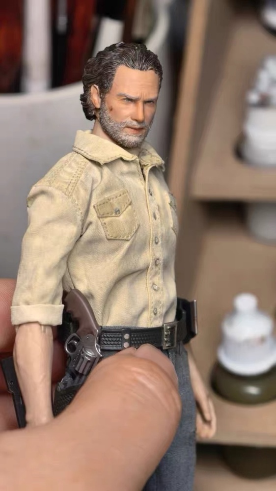 【Pre-order】1/12 The Walking Dead - Rick Grimes (Battle Damaged Version) Head Sculpture