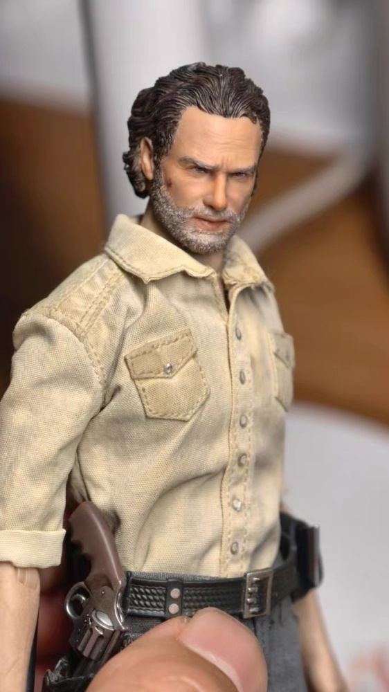 【Pre-order】1/12 The Walking Dead - Rick Grimes (Battle Damaged Version) Head Sculpture
