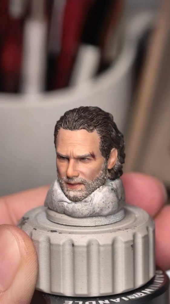【Pre-order】1/12 The Walking Dead - Rick Grimes (Battle Damaged Version) Head Sculpture
