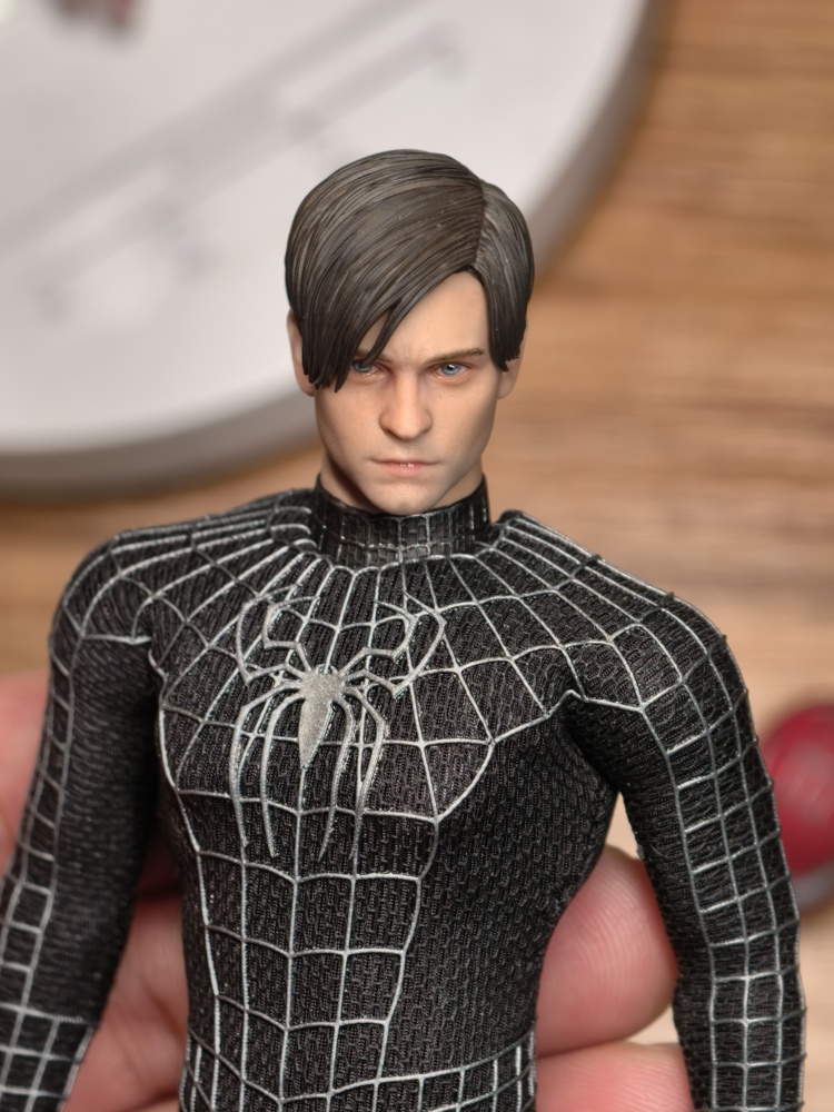【Pre-order】1/12 Tobey Maguire Spider-Man Head Sculpture Bully Maguire